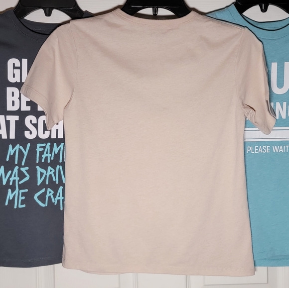 Bundle of 3 boys shirts - Picture 6 of 10